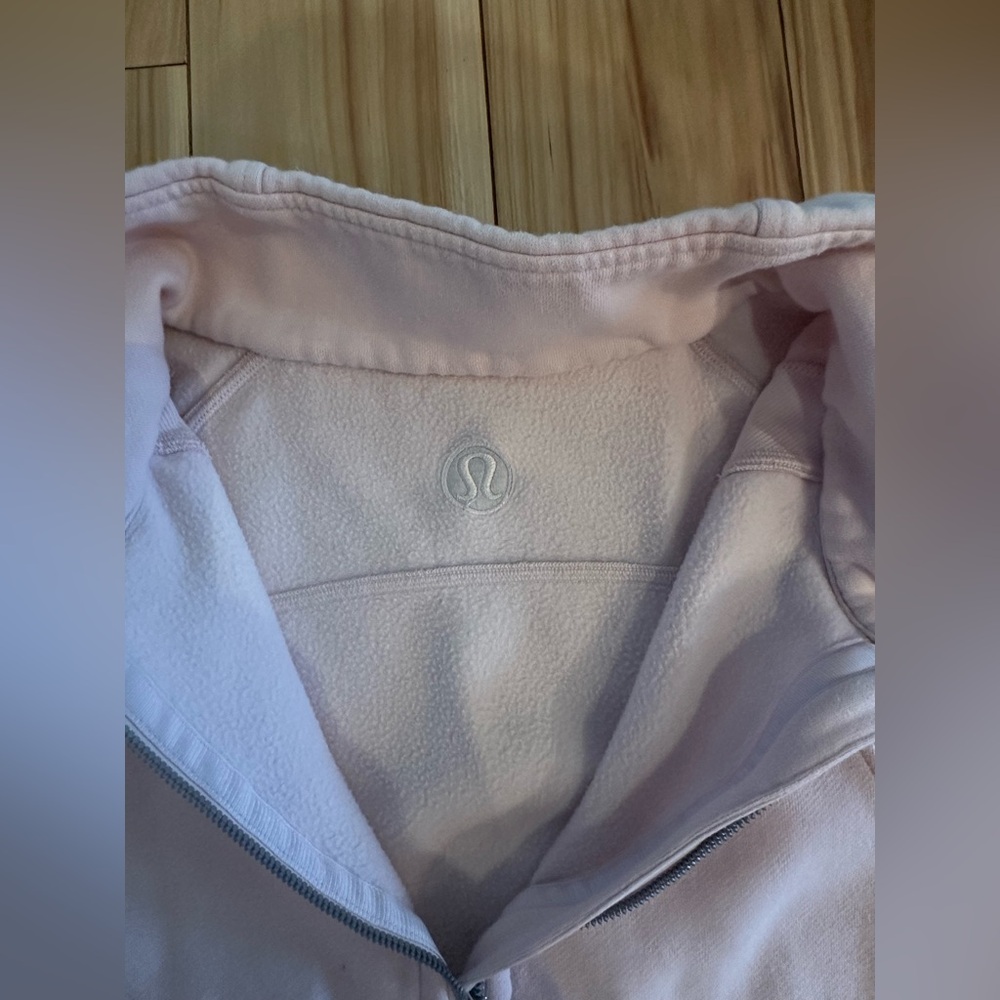 Lululemon Women's Light Pink Quarter-Zip Sweatshirt Crop - Picture 5 of 7